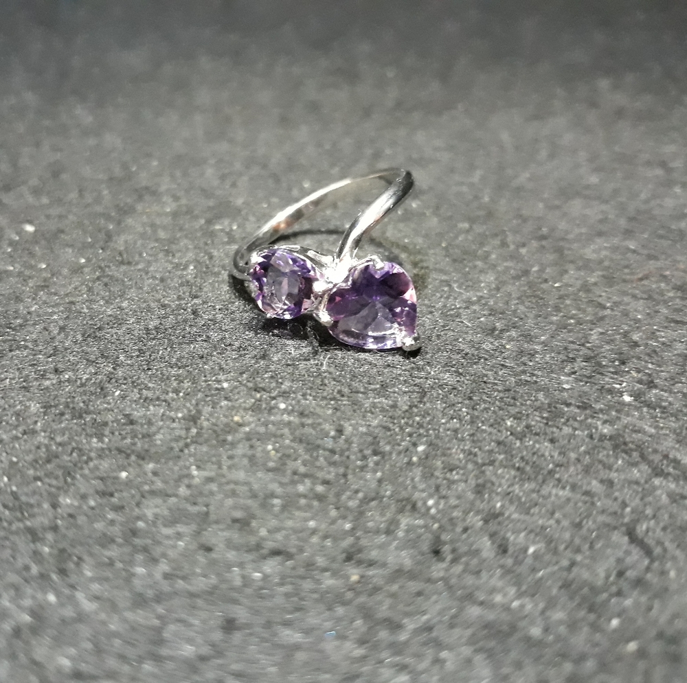 Natural Amethyst Double Heart Ring q10